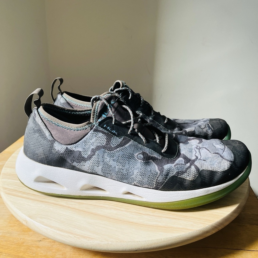 HUK FISHING-Green/Gray, Mens Mako Drainage Mesh Camo, Boat/Fishing Shoes-(12)